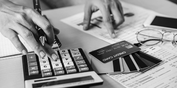 Derecho Concursal / Segunda Oportunidad / Abogados Deudas Badalona · Reunificar / Reunificación de Deudas Tarjetas de Crédito / VISA