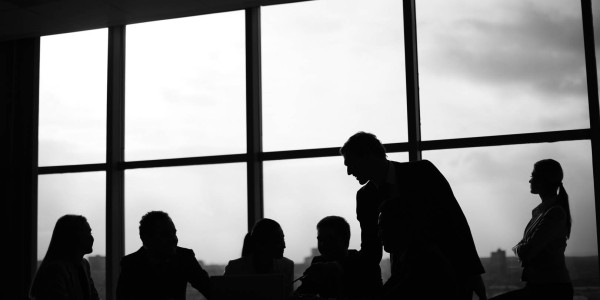 Derecho Laboral / Abogados Laboralistas en Badalona · Representación y Negociación en Conflictos Colectivos Trabajadores