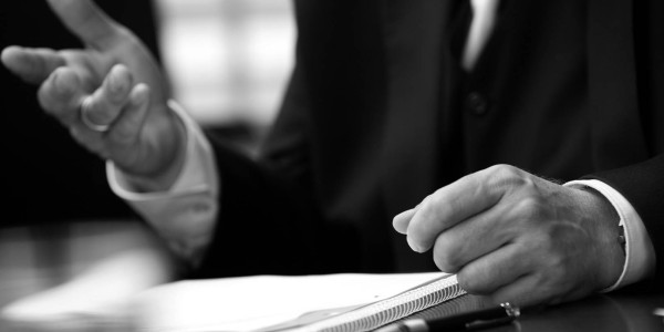 Derecho Mercantil / Abogados Mercantilistas en Badalona · Asesoramiento y Gestión en Procesos de Reestructuración Empresarial