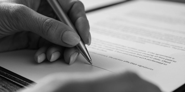 Derecho Mercantil / Abogados Mercantilistas en Badalona · Redacción, Revisión y Negociación de Contratos Comerciales