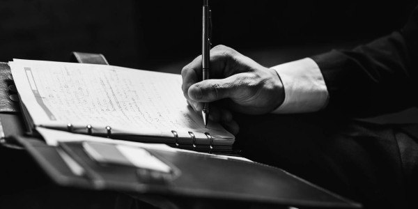Derecho Mercantil / Abogados Mercantilistas en Badalona · Asesoramiento y Redacción de Contratos de Arrendamiento Comercial